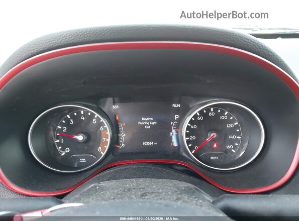 3C4NJDDB7JT232055 2018 JEEP COMPASS Silver Widok tylnych siedzeń