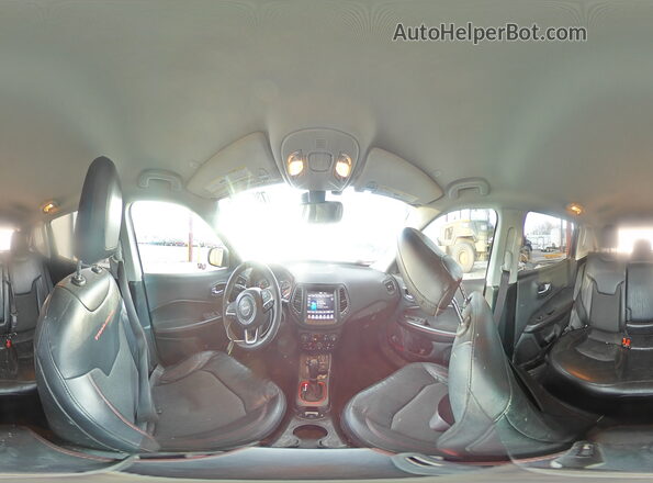 3C4NJDDB8MT598224 2021 JEEP COMPASS Белый Панорамный вид салона 360°