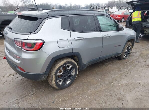 3C4NJDDB9JT371832 2018 JEEP COMPASS Gray უკანა მარჯვენა