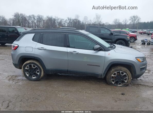 3C4NJDDB9JT371832 2018 JEEP COMPASS Gray სალონის 360-გრადუსიანი ხედი