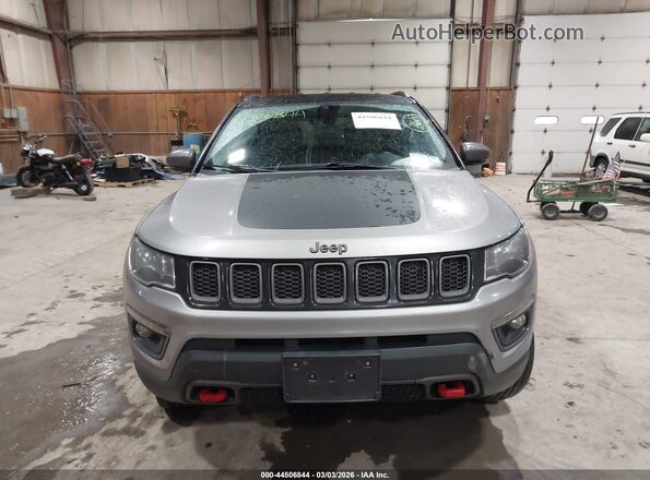 3C4NJDDBXKT752512 2019 JEEP COMPASS Gray 