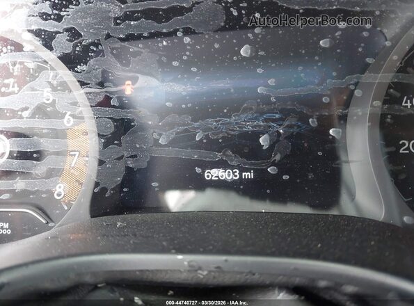 3C4NJDDN2PT566772 2023 JEEP COMPASS Silver Vista de los asientos traseros