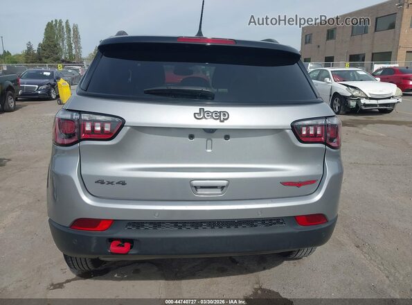 3C4NJDDN2PT566772 2023 JEEP COMPASS Silver 