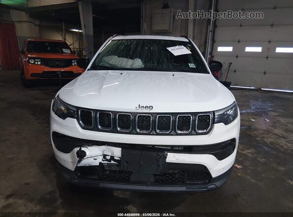 3C4NJDFN9PT558522 2023 JEEP COMPASS White Սարքավորումների վահանակի տեսք