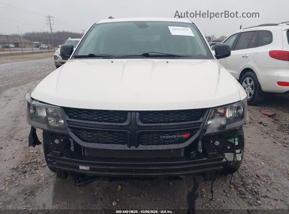 3C4PDDEG4JT390640 2018 DODGE JOURNEY Белый Вид задней части салона