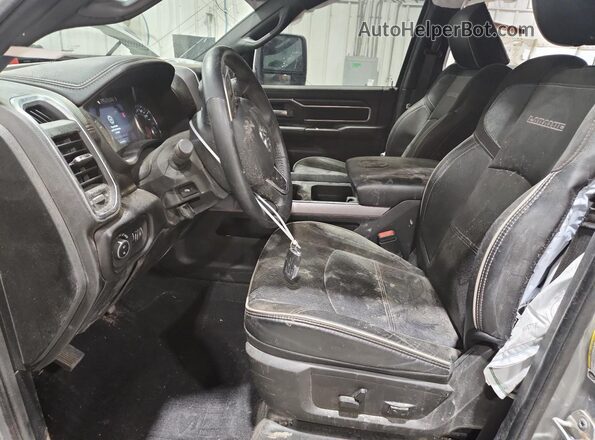 3C63R3JL3RG123451 2024 RAM 3500 Silver 
