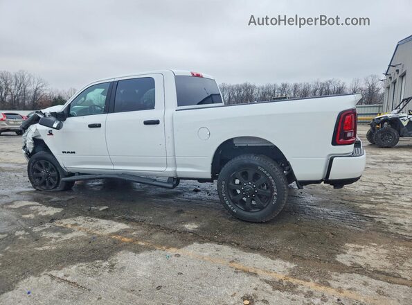 3C63R5DL0SG514005 2025 RAM 2500 White Trasero izquierdo