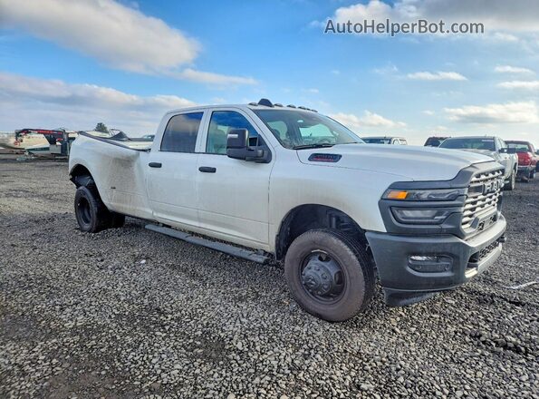 3C63RRGJ5TG155284 2026 RAM 3500 White Przód prawy