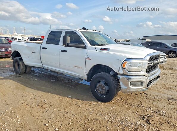 3C63RRGL0NG338337 2022 RAM 3500 White Front right