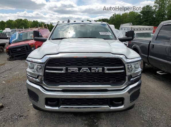 3C63RRGL5NG339614 2022 RAM 3500 White Vista frontal
