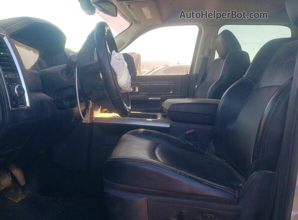 3C63RRJL3HG560836 2017 RAM 3500 Silver Vista interior delantera