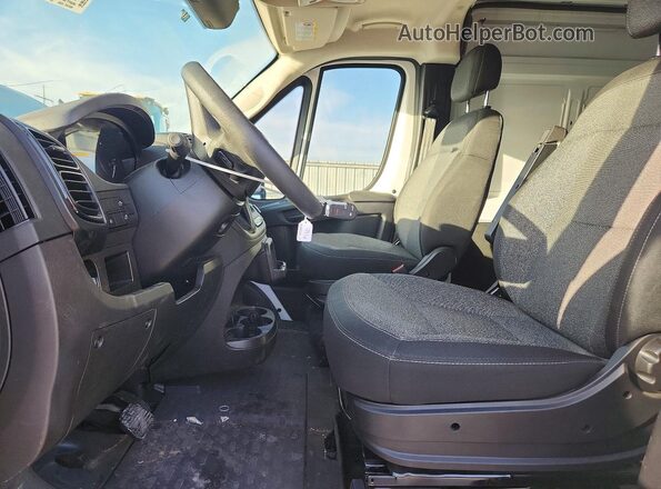 3C6LRVDG1PE580066 2023 RAM PROMASTER White Front interior view