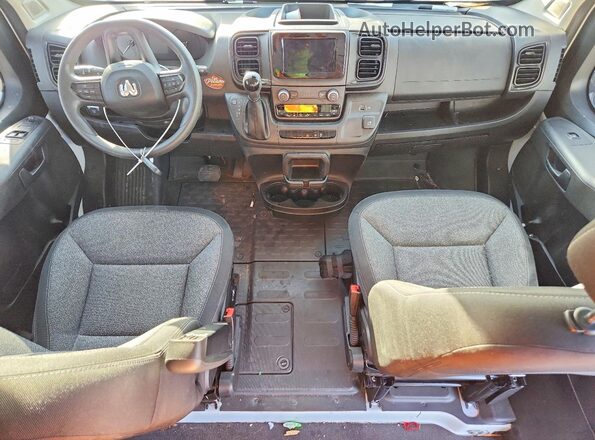 3C6LRVDG1PE580066 2023 RAM PROMASTER White Dashboard view