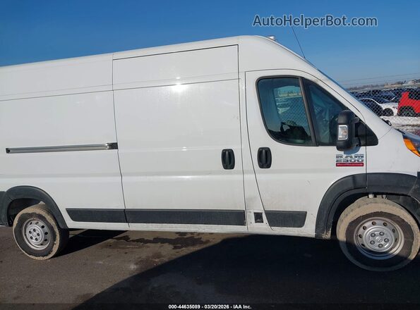 3C6LRVDG9ME590842 2021 RAM PROMASTER 2500 White Սալոնի հետևի տեսք