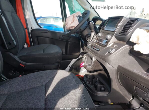 3C6LRVDG9SE554906 2025 RAM PROMASTER 2500 White წინა სალონის ხედი