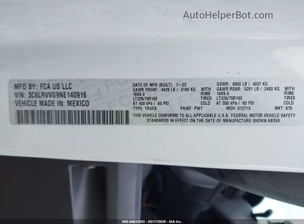 3C6LRVVG9NE140916 2022 RAM PROMASTER 2500 White Widok komory silnika