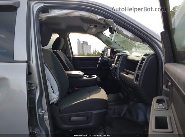 3C6RR6KG6NG210686 2022 RAM 1500 CLASSIC Silver 