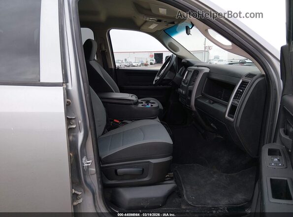3C6RR7KG2MG647007 2021 RAM 1500 CLASSIC Gray Widok wnętrza z przodu