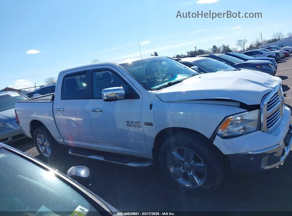 3C6RR7LT2GG181403 2016 RAM 1500 Белый Вид задней части салона