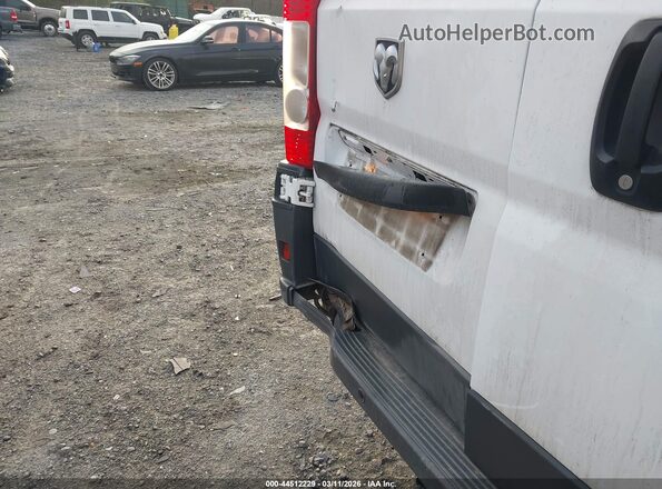 3C6TRVCG2JE117474 2018 RAM PROMASTER 2500 Белый 