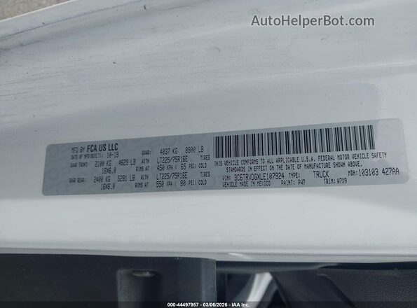 3C6TRVDGXLE107924 2020 RAM PROMASTER 2500 White Vista del compartimento del motor
