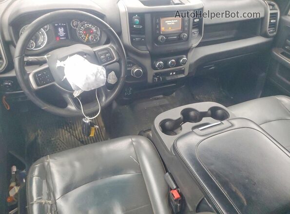 3C6UR4HJ7NG398331 2022 RAM 2500 White Vista del salpicadero