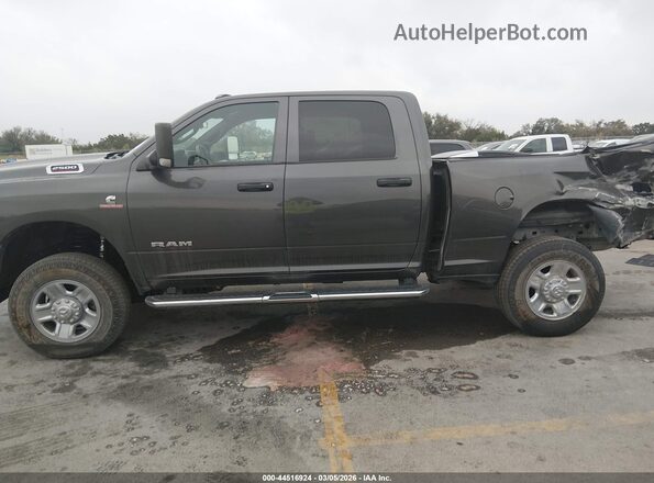 3C6UR5CL2NG393018 2022 RAM 2500 Gray Widok wnętrza 360 stopni