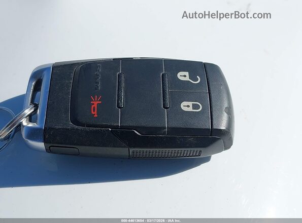 3C6UR5CL3RG316812 2024 RAM 2500 White Dashboard view