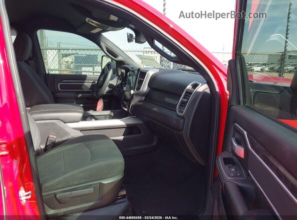 3C6UR5DL0RG176202 2024 RAM 2500 Red წინა სალონის ხედი