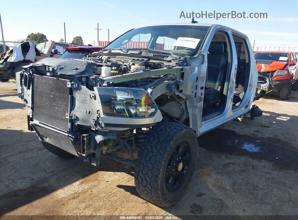 3C6UR5DL3JG237160 2018 RAM 2500 Silver Դիմացի տեսք