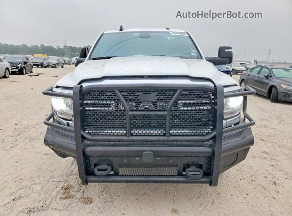 3C6UR5DLXRG126780 2024 RAM 2500 White Front view