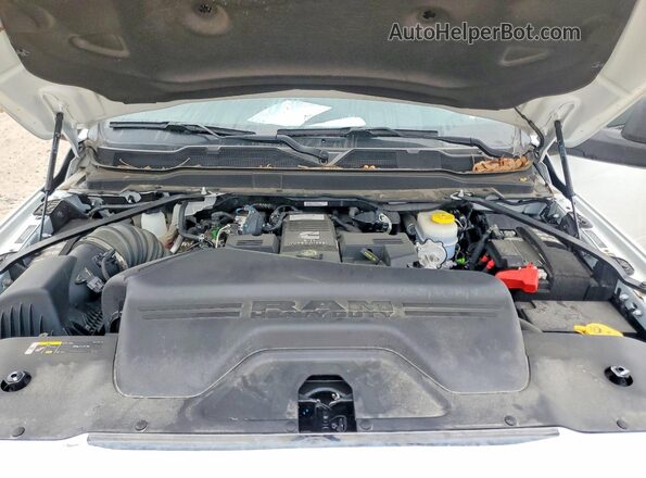 3C6UR5DLXRG126780 2024 RAM 2500 White Rear interior view