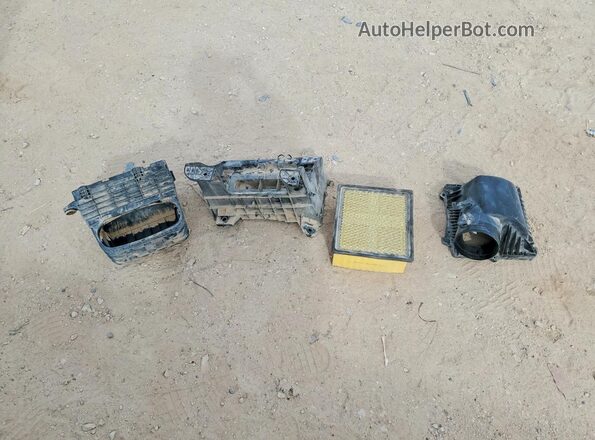 3C6UR5DLXRG244893 2024 RAM 2500 Белый Вид подкапотного пространства