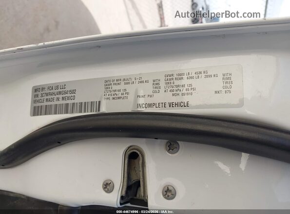 3C7WR4HJ4MG641502 2021 RAM 2500 White ძრავის განყოფილების ხედი