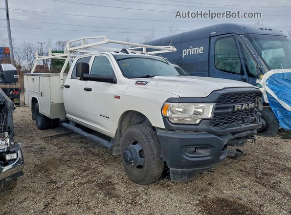 3C7WRTCJ9MG593531 2021 RAM 3500 White Front right
