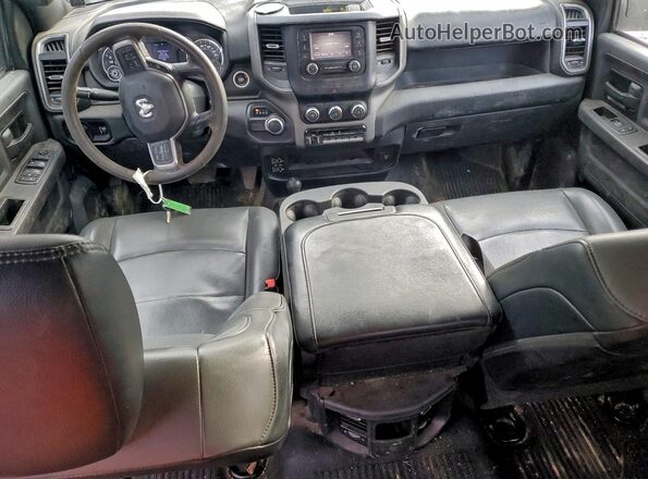 3C7WRTCJ9MG593531 2021 RAM 3500 White Dashboard view
