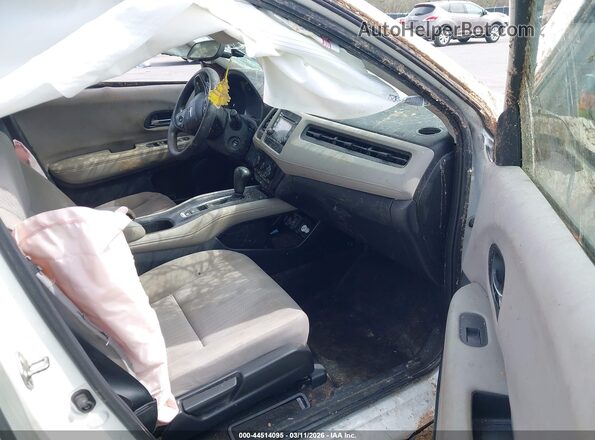 3CZRU5H38JM718640 2018 HONDA HR-V White Սալոնի դիմացի տեսք