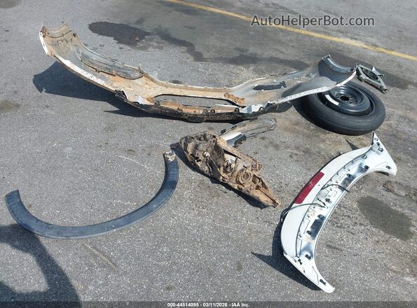 3CZRU5H38JM718640 2018 HONDA HR-V White Առջևի վահանակի տեսք