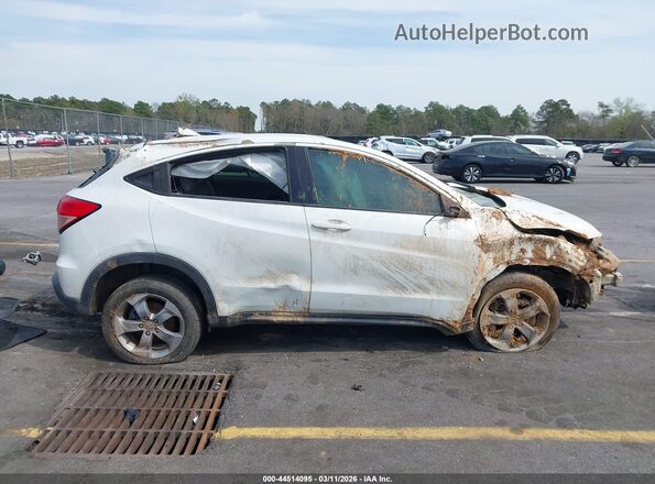 3CZRU5H38JM718640 2018 HONDA HR-V White Սալոնի հետևի տեսք