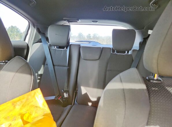3CZRU6H10KG707975 2019 HONDA HR-V Silver 