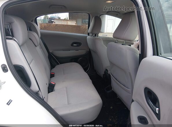 3CZRU6H32JM722995 2018 HONDA HR-V White VIN კოდის სტიკერის ხედი