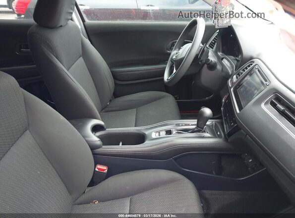 3CZRU6H52JM715014 2018 HONDA HR-V Красный Вид салона спереди