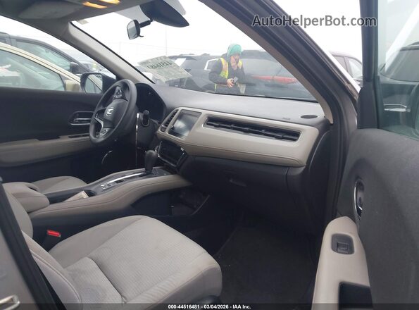 3CZRU6H59MM702345 2021 HONDA HR-V Silver Սալոնի դիմացի տեսք