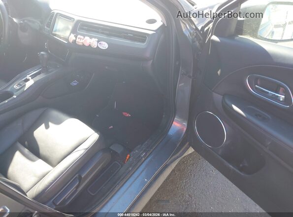 3CZRU6H79JM704089 2018 HONDA HR-V Silver წინა სალონის ხედი