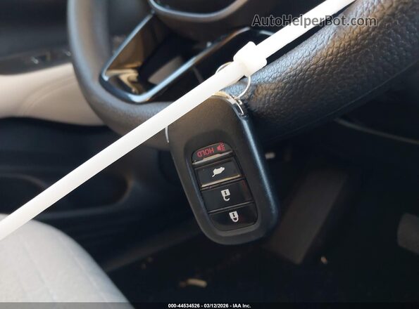3CZRZ1H33TM716260 2026 HONDA HR-V Silver Widok deski rozdzielczej