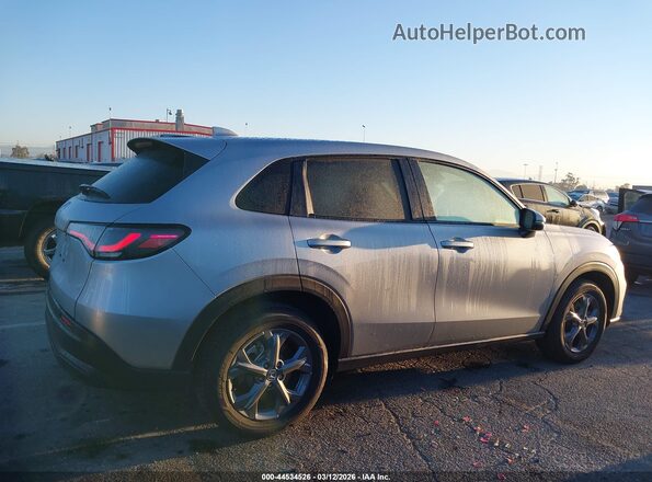 3CZRZ1H33TM716260 2026 HONDA HR-V Silver Widok wnętrza z tyłu