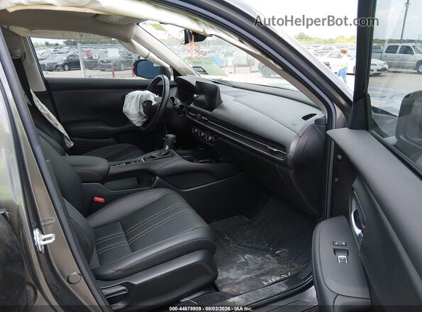 3CZRZ1H79SM739835 2025 HONDA HR-V Серый Вид салона спереди
