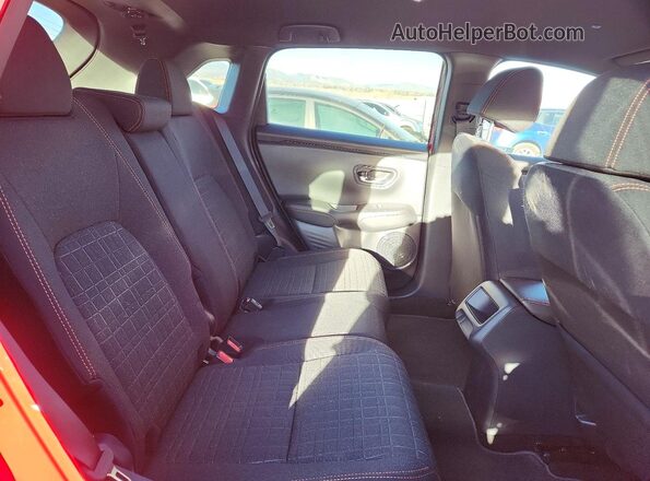 3CZRZ2H57TM707522 2026 HONDA HR-V Red Вид задньої частини салону