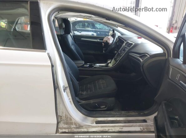 3FA6P0H71GR220240 2016 FORD FUSION White 