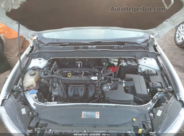 3FA6P0H75GR257288 2016 FORD FUSION White Вид ззаду